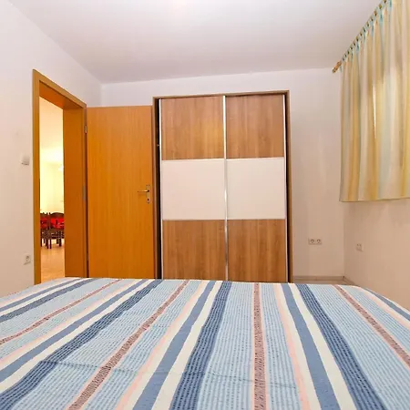 Appartement Fuer 7 Personen Ca 70 Qm In Vinkuran, Istrien Istrische Riviera Vinkuran